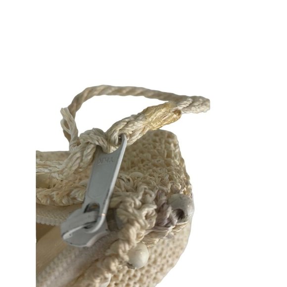 Vintage Crochet Straw and Beaded Off White Zip Top Clutch Bag Made in Japan - Picture 9 of 10